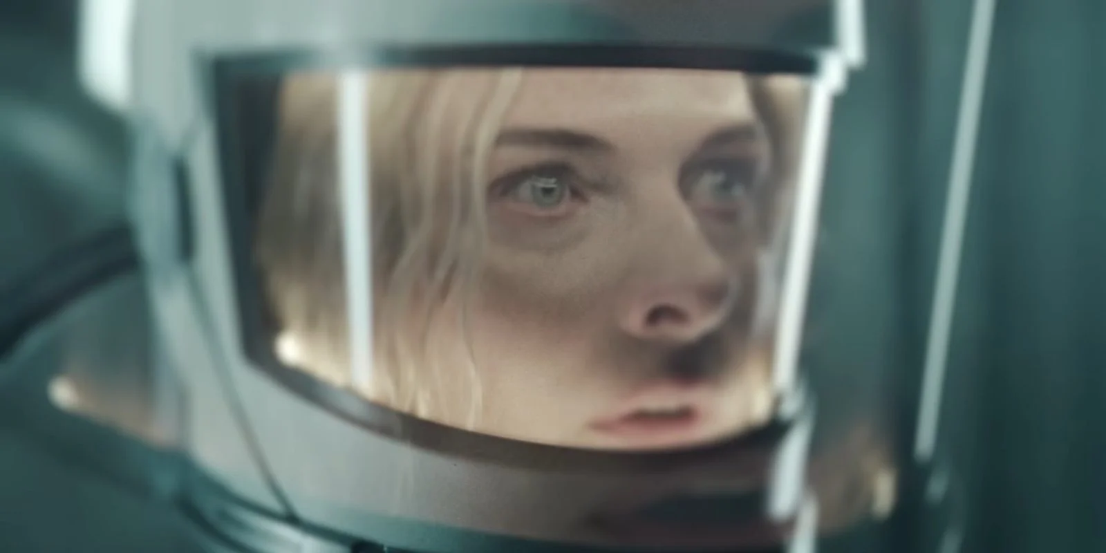 Silo Season 3: A Timeline Split That Elevates the Storytelling Experience