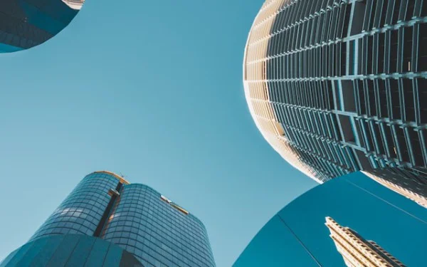Building Resilient AI Payment Assistants: Prioritizing Human Backup and Error Management
